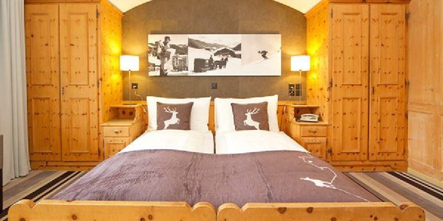 Hotel National By Mountain Hotels دافوس المظهر الخارجي الصورة