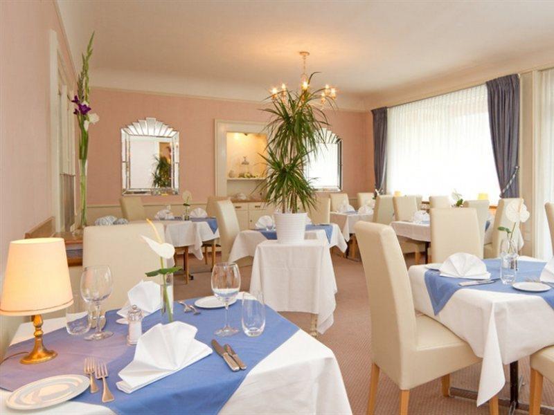 Hotel National By Mountain Hotels دافوس المظهر الخارجي الصورة