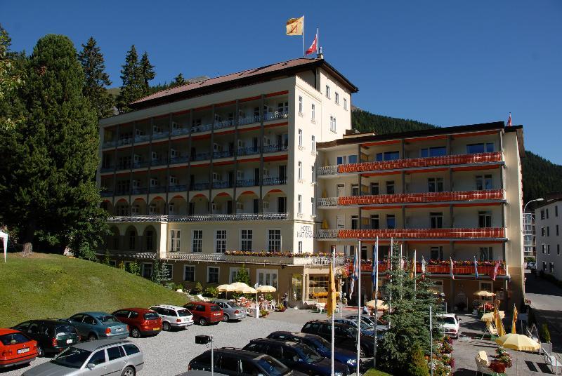 Hotel National By Mountain Hotels دافوس المظهر الخارجي الصورة